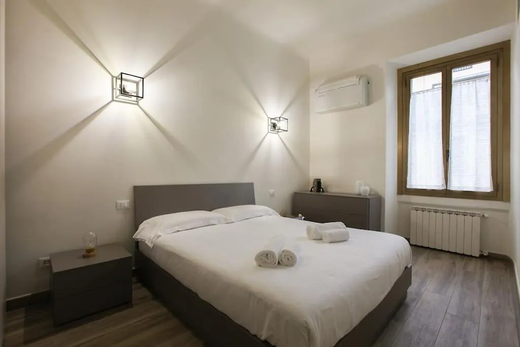 Ferienwohnung Hacca Collection - Isola-Garibaldi District 1Br Mailand