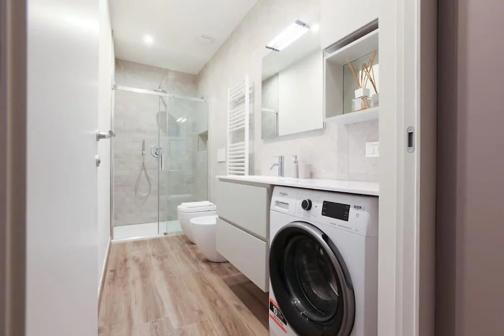 Ferienwohnung Hacca Collection - Isola-Garibaldi District 1Br Mailand